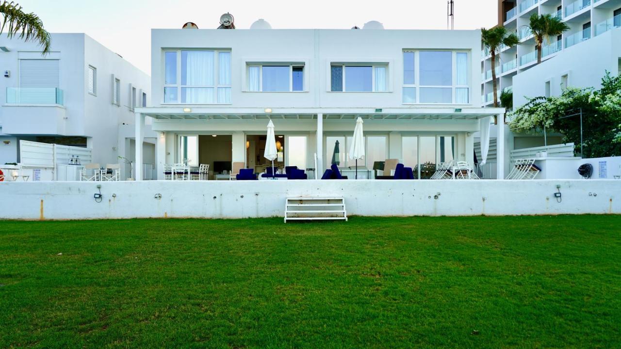 Narcissus 19 Paralimni Exterior foto